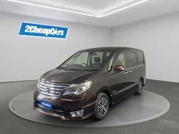 Nissan Serena 2015 photo 2