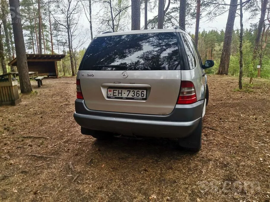 Mercedes-Benz Ml320 1999 photo 4