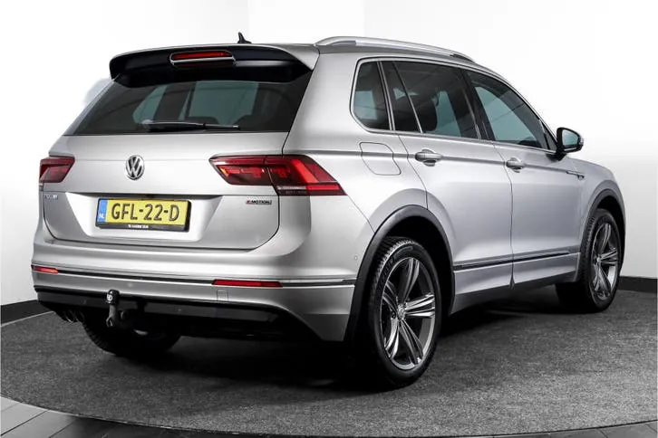 Volkswagen Tiguan 2018 photo 2