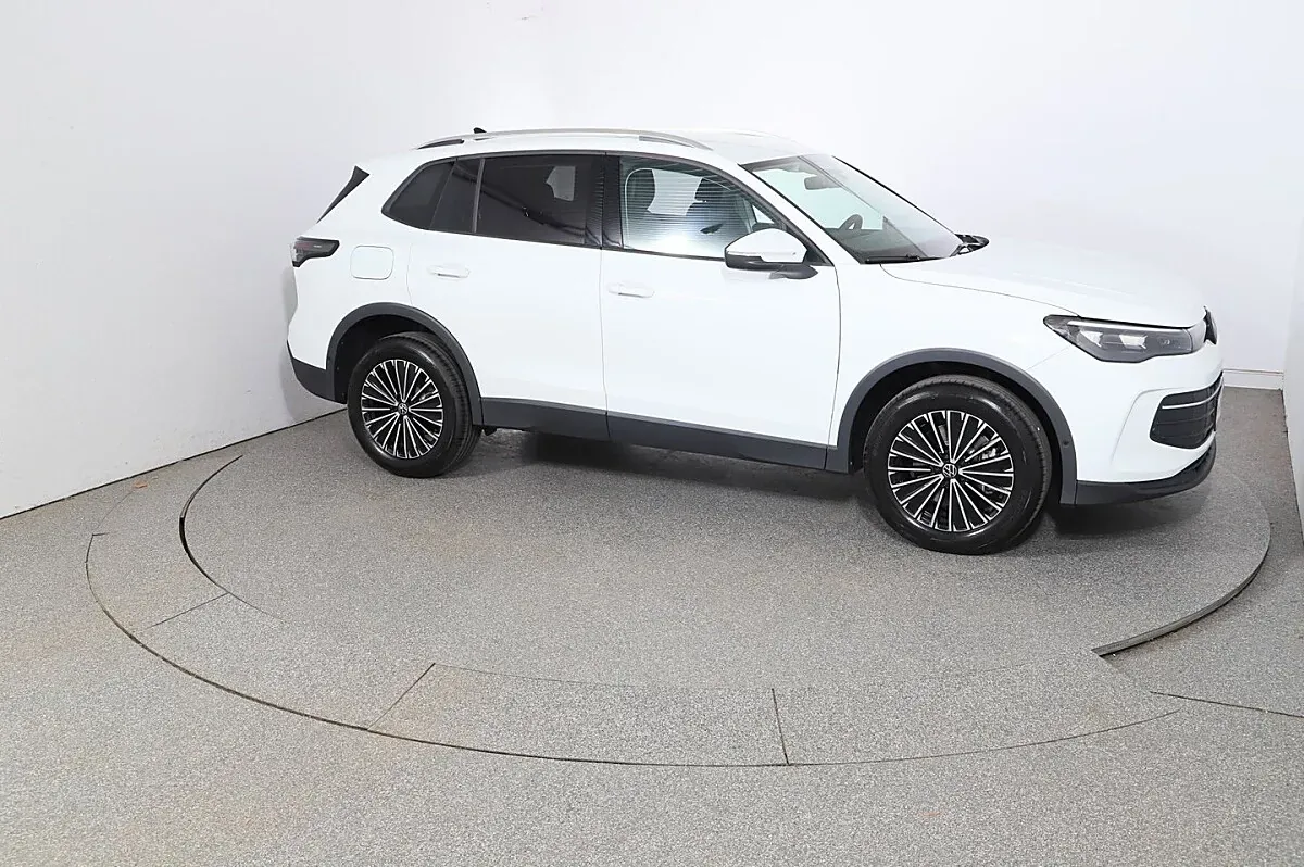 Volkswagen Tiguan 2026 photo 3
