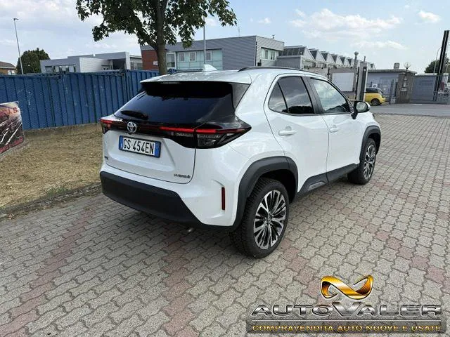 Toyota Yaris Cross 2023 photo 2