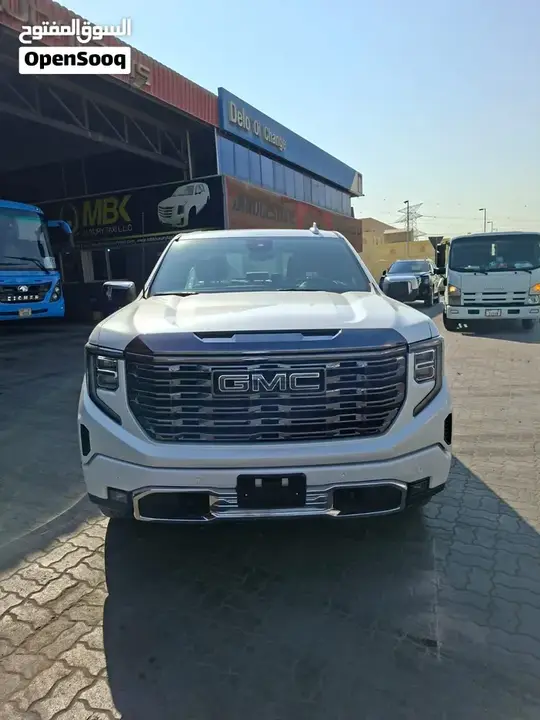 GMC Sierra