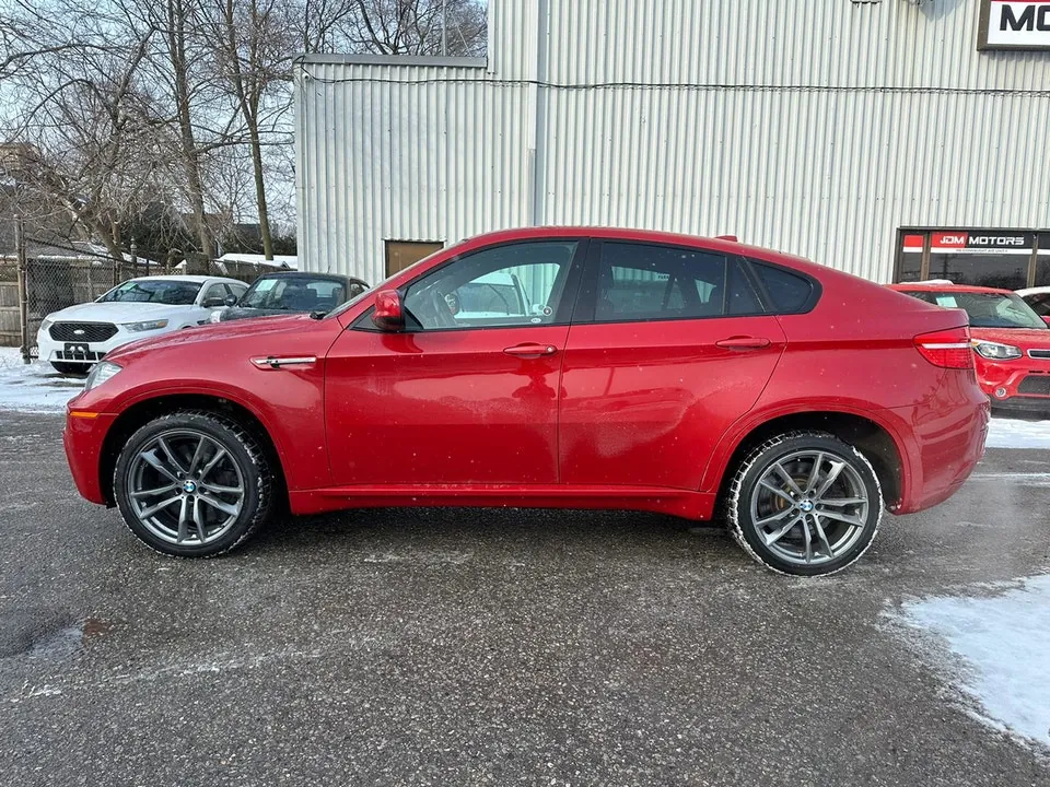 BMW X6 M 2011 photo 2