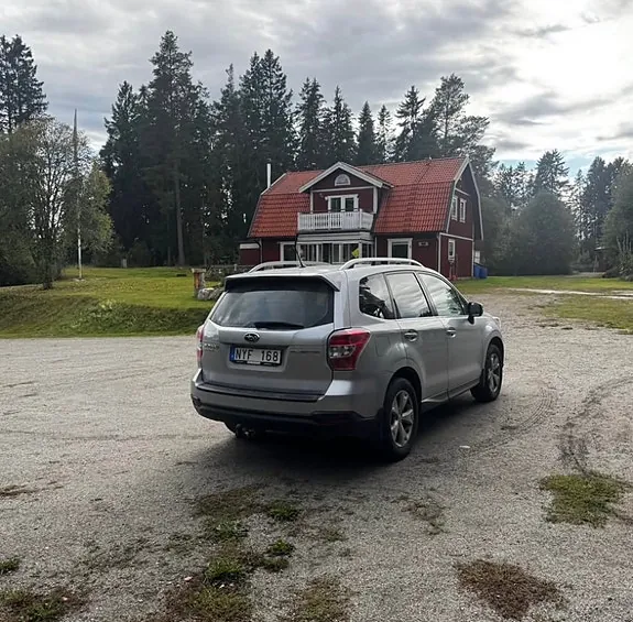 Subaru Forester 2013 photo 2