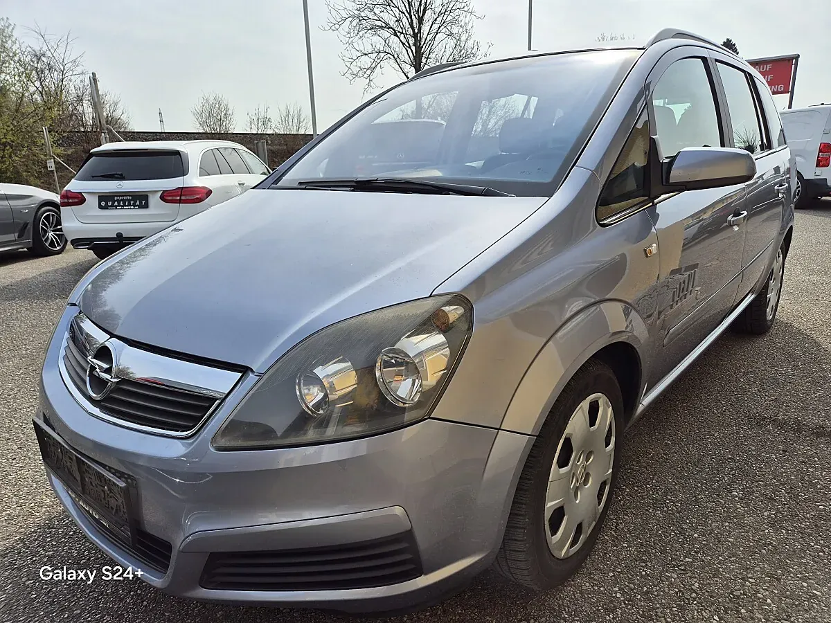 Opel Zafira 2007 photo 2
