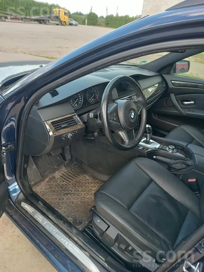 BMW 520 2009 photo 4