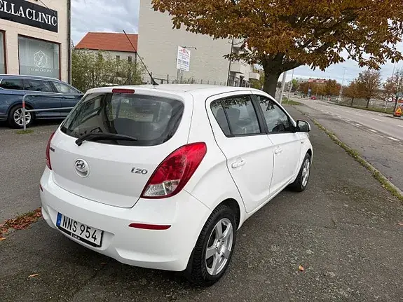 Hyundai I20 2014 photo 3