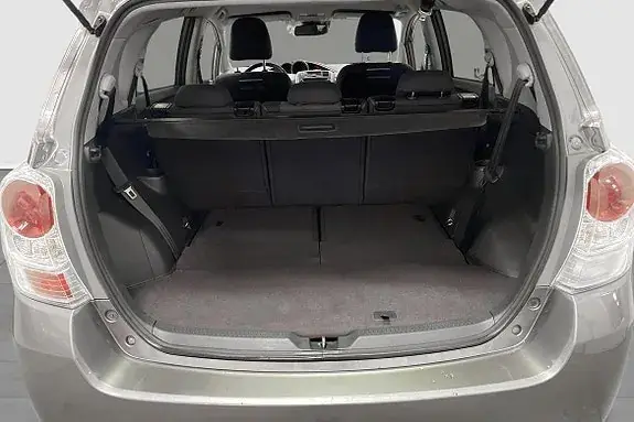 Toyota Verso 2017 photo 4