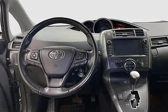 Toyota Verso 2017 photo 2