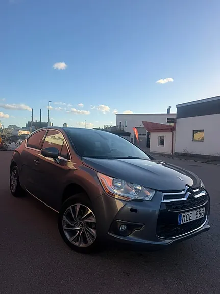 Citroen Ds4 2011 photo 2