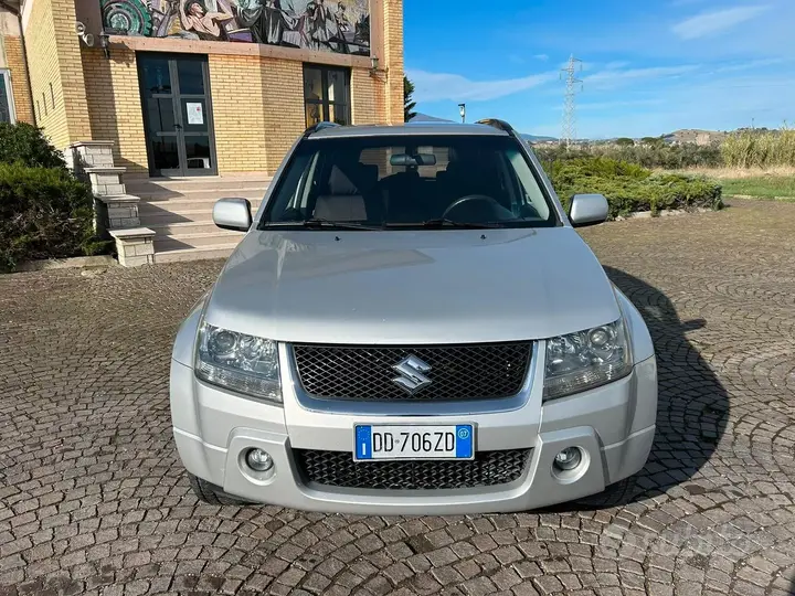 Suzuki Grand Vitara 2007 photo 2