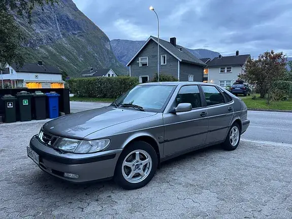 Saab 9-3 2001 photo 5