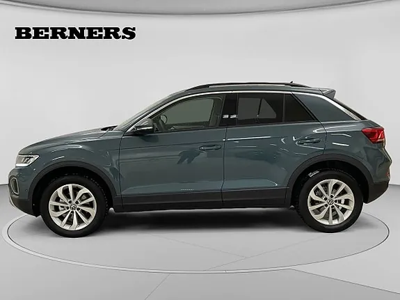 Volkswagen T-Roc 2026 photo 2