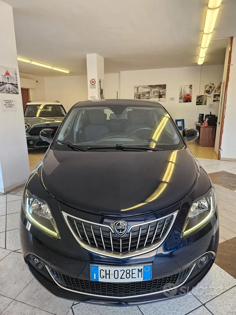 Lancia Ypsilon 2021 photo 3