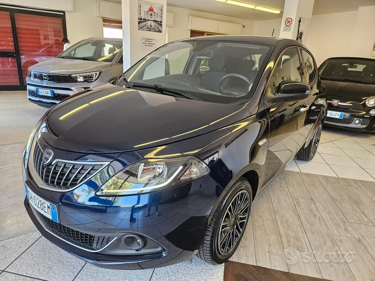 Lancia Ypsilon