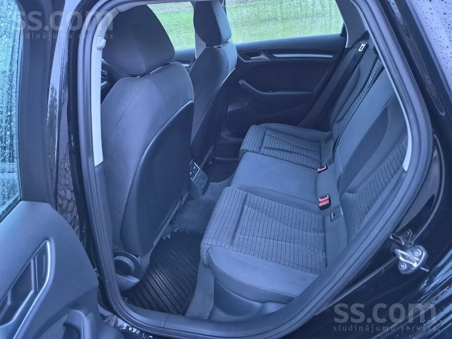 Audi A3 2015 photo 3