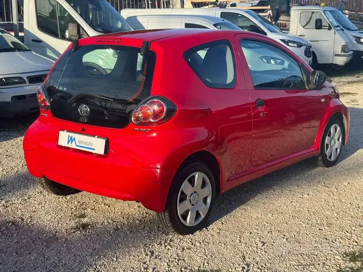 Toyota Aygo 2013 photo 2