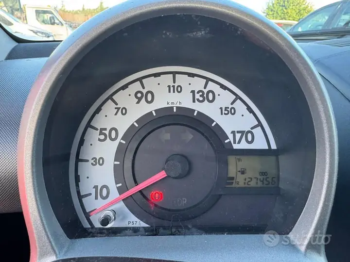 Toyota Aygo 2013 photo 5