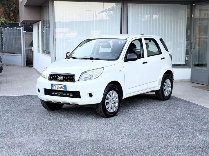 Daihatsu Terios 2011 photo 3