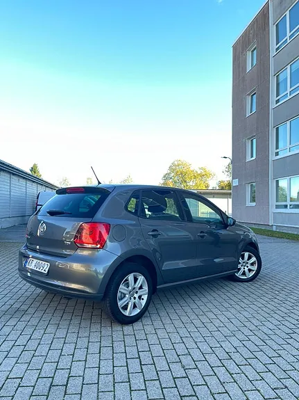 Volkswagen Polo 2011 photo 5
