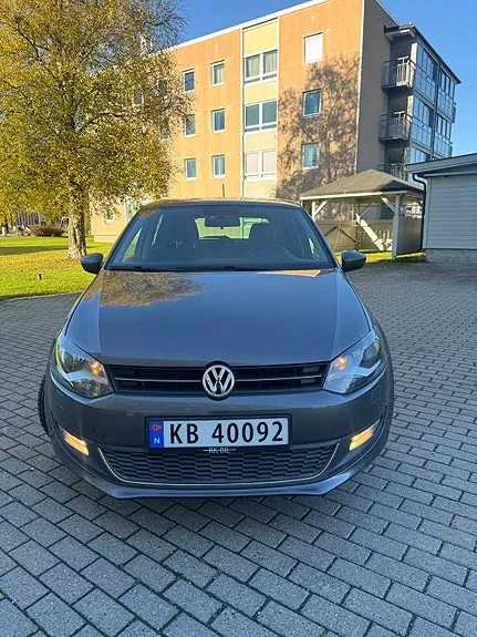 Volkswagen Polo 2011 photo 2