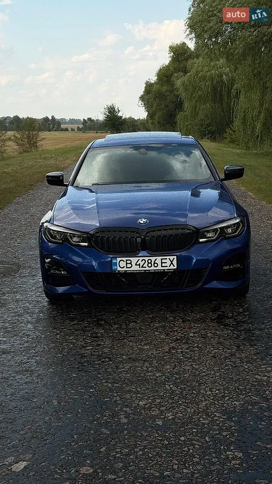 BMW 3 Series 2022 photo 3