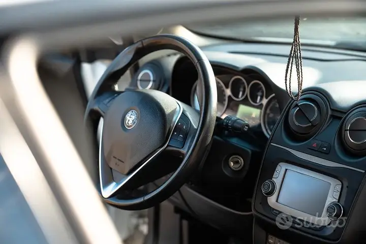 Alfa Romeo Mito