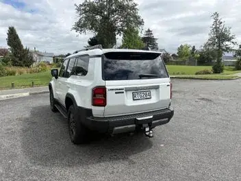 Toyota Land Cruiser Prado 2026 photo 2