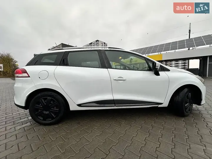 Renault Clio 2014 photo 4