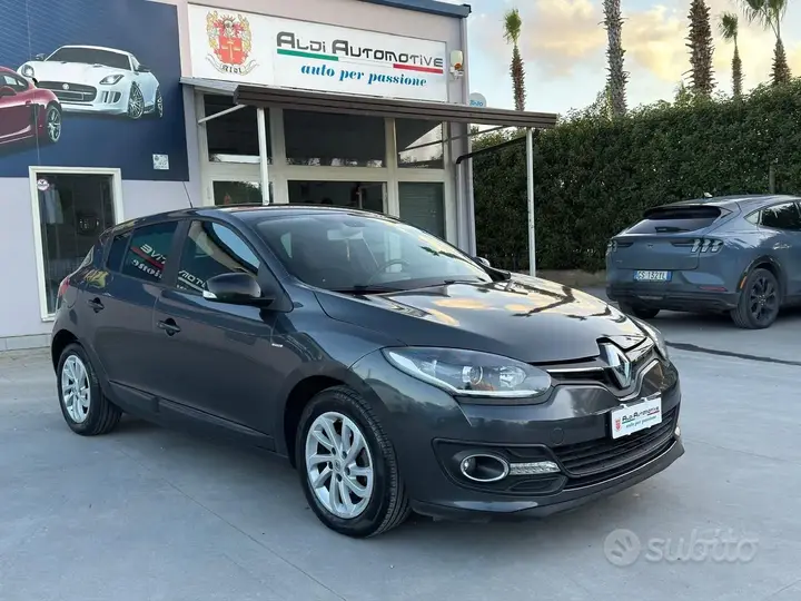 Renault Megane 2014 photo 2