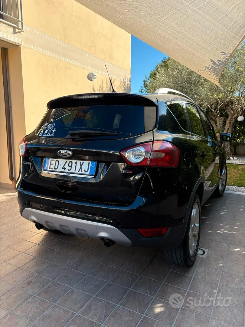 Ford Kuga 2011 photo 4