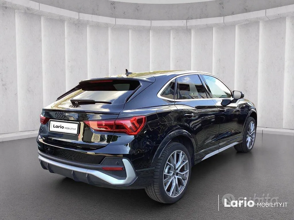 Audi Q3 2023 photo 4