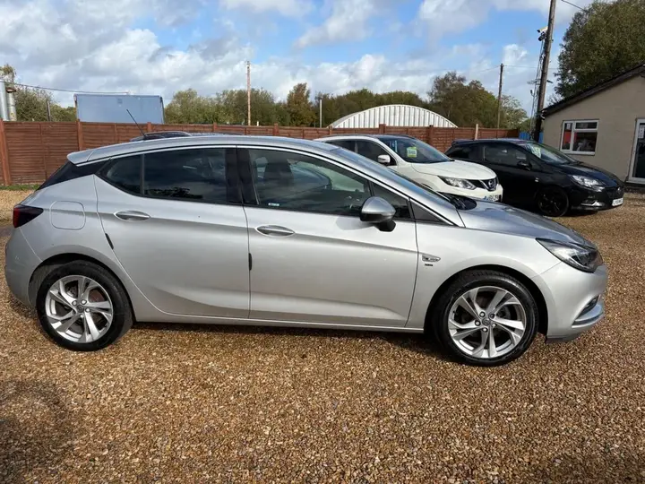 Vauxhall Astra 2016 photo 5