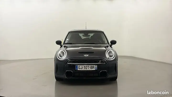 Mini Cooper S 2022 photo 2
