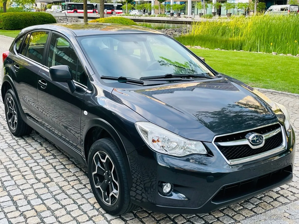 Subaru Xv 2012 photo 4