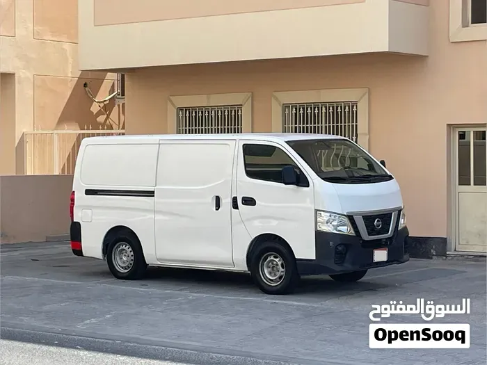 Nissan Urvan 2020 photo 2
