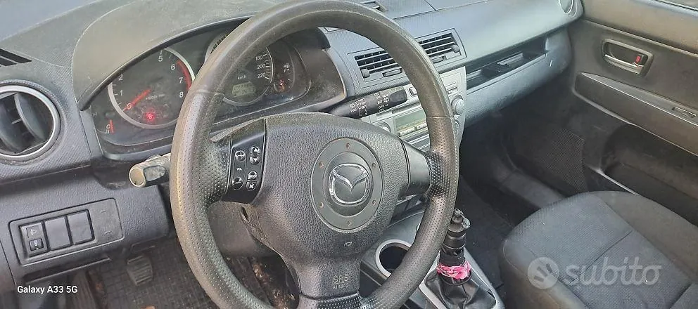 Mazda Mazda2 2006 photo 4