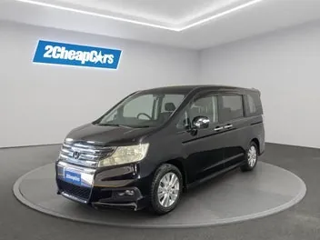 Honda Step Wagon 2012 photo 2