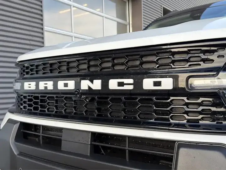 Ford Bronco Sport 2025 photo 3