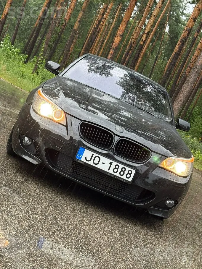 BMW 525 2008 photo 2