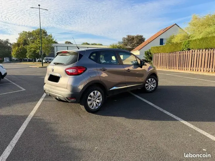 Renault Captur 2016 photo 4