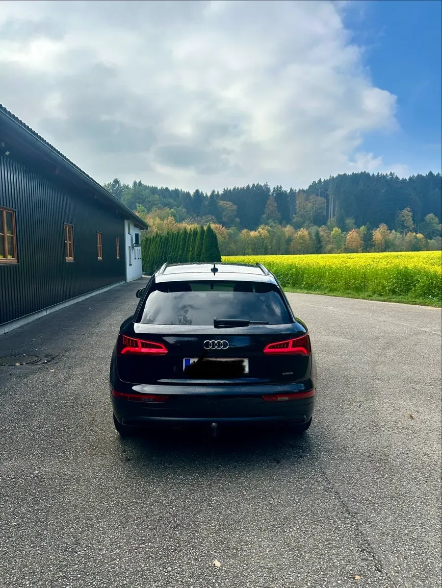 Audi Q5 2017 photo 3
