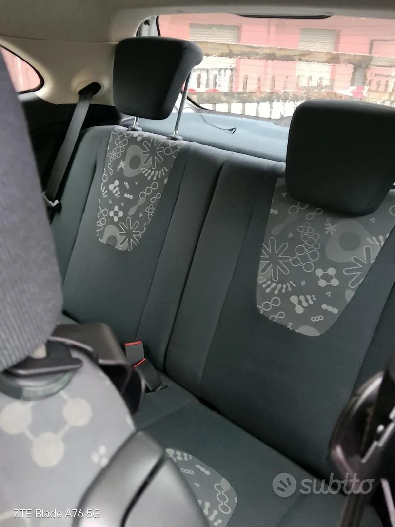 Ford Ka 2011 photo 4