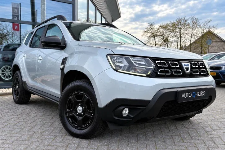 Dacia Duster 2021 photo 2