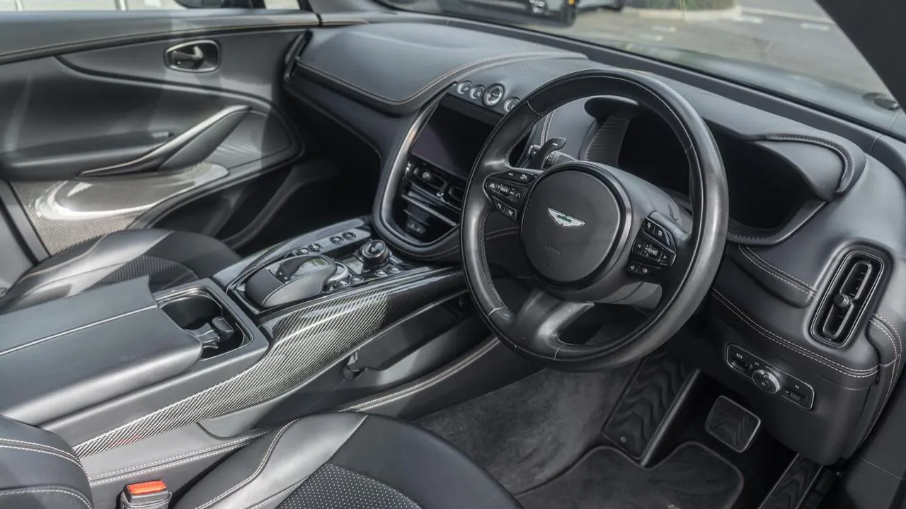 Aston Martin Dbx 2023 photo 3
