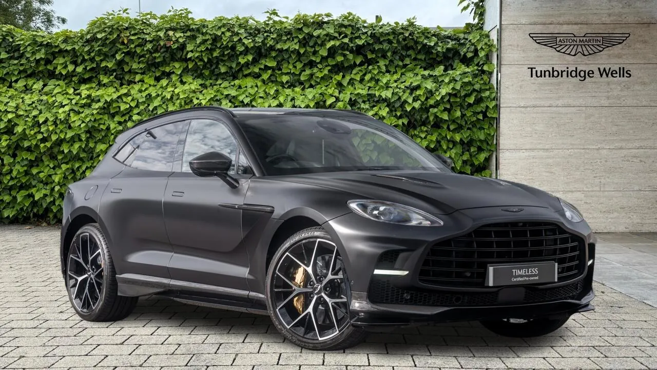 Aston Martin Dbx