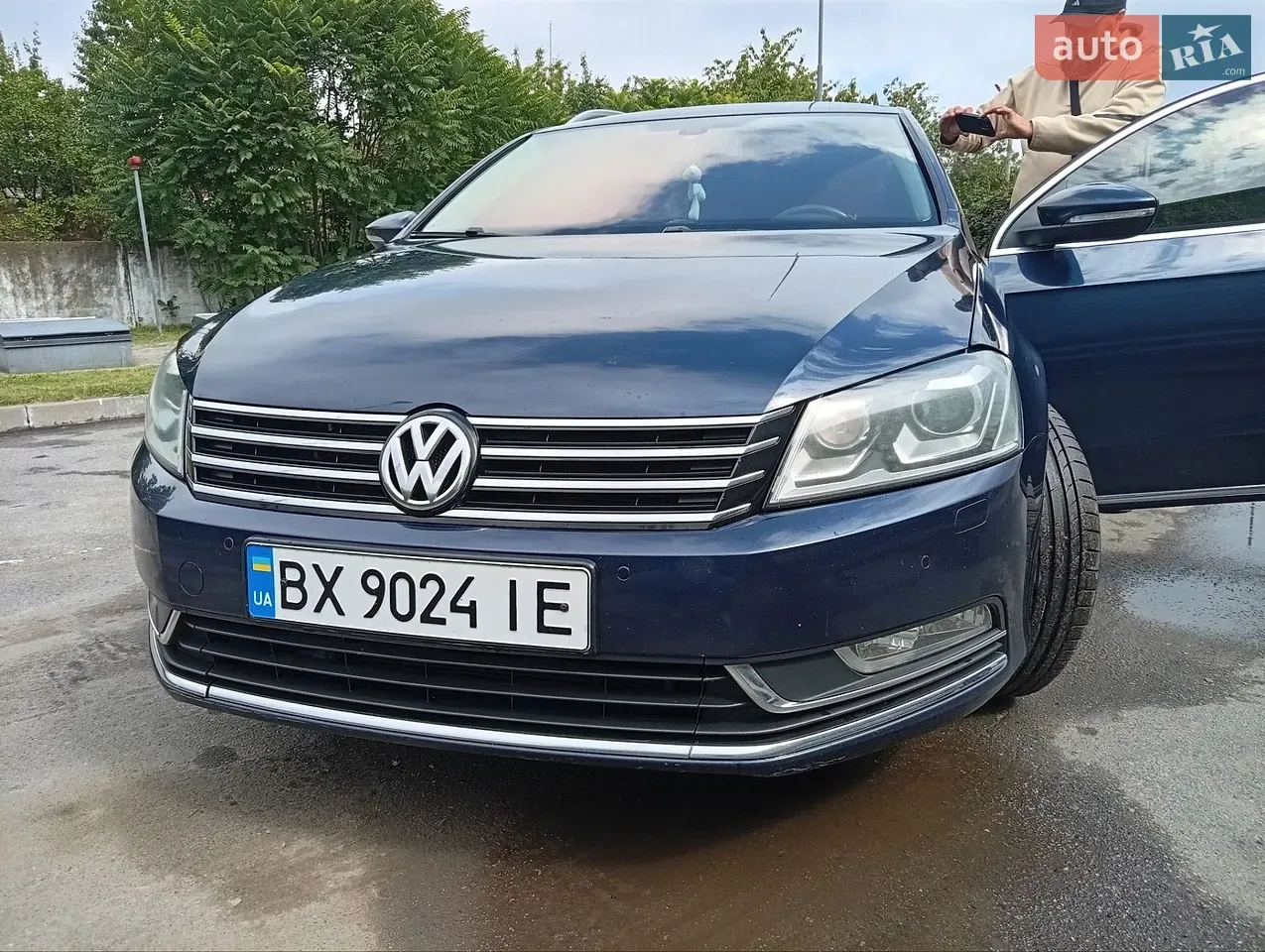 Volkswagen Passat 2011 photo 2