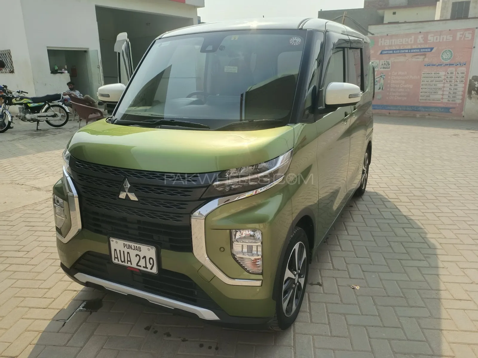 Mitsubishi Ek Custom