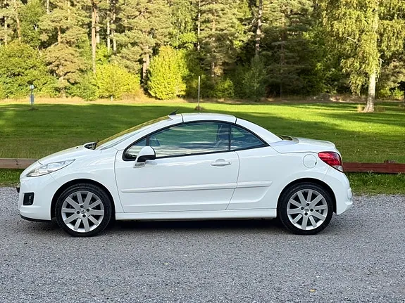 Peugeot 207 Cc 2011 photo 3