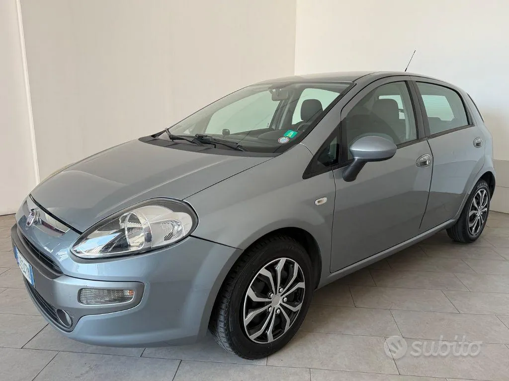 Fiat Punto Evo 2011 photo 3